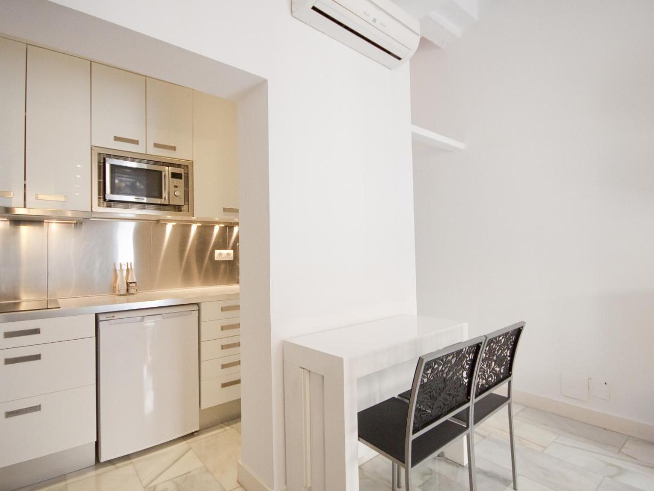 Deluxe En Plaza Mayor Мадрид Экстерьер фото
